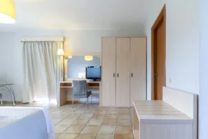 Exclusive room with wardrobe