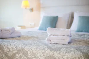 Superior Classic room towels on bed